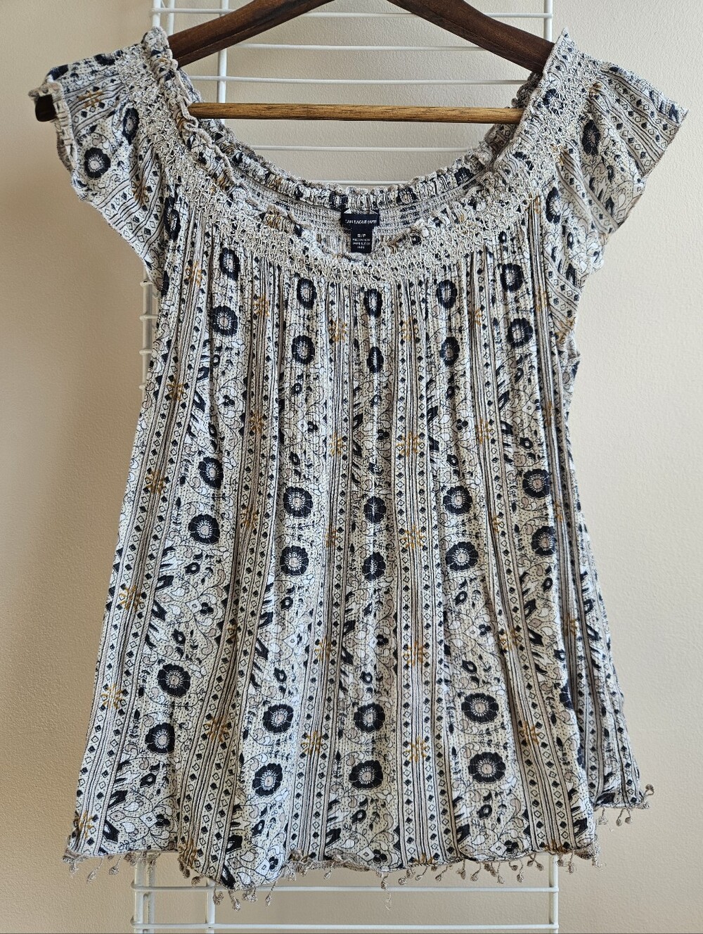 American Eagle Off-Shoulder Top With Floral And Geometric Design